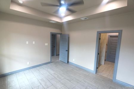 New construction Single-Family house 1186 Us Hwy 181, Floresville, TX 78114 null- photo 10 10