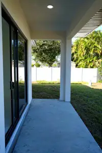 New construction Single-Family house 313 Ne 9Th St, Cape Coral, FL 33909 - image