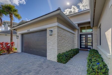 New construction Single-Family house 12119 Waterstone Circle, Palm Beach Gardens, FL 33412 - photo 48 48