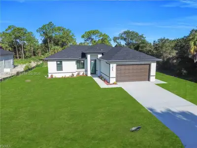 New construction Single-Family house 1405 Palmetto Ave, Lehigh Acres, FL 33972 - image