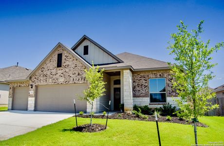 New construction Single-Family house 2212 Meadow Way, New Braunfels, TX 78132 - photo 0 0