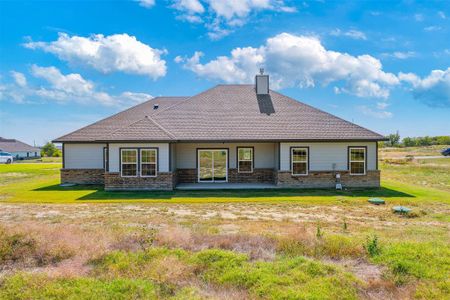 New construction Single-Family house 1013 Don Eve Ct, Azle, TX 76020 - image 4