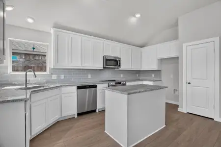 New construction Single-Family house 423 Rose Ave, Cleburne, TX 76033 plan Cambria I - image 8