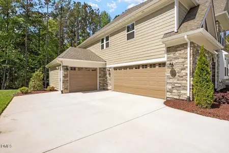 New construction Single-Family house 136 Ogden Cir, Clayton, NC 27527 plan Paxton - image 3