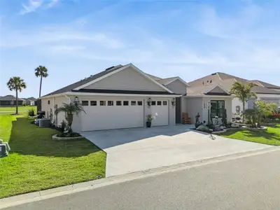 New construction Single-Family house 1600 Galewski Ln, The Villages, FL 34762 - image