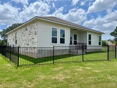 New construction Single-Family house 131 Courage Dr, Kyle, TX 78640 null- photo 1 1