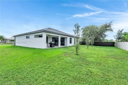 New construction Single-Family house 2218 Sw 25Th St, Cape Coral, FL 33914 - image