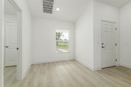 New construction Single-Family house 3036 Thornhill Rd, Winter Haven, FL 33880 - image 19