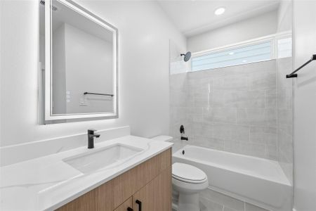 New construction Single-Family house 5308 Jesselton Ln, Houston, TX 77091 - image 8