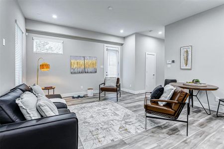 New construction Single-Family house 7522 Sandle St, Houston, TX 77088 null- photo 0
