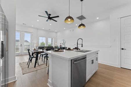 New construction Single-Family house 3002 Jensen Springs Ln, Houston, TX 77026 - image 17