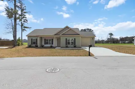 New construction Single-Family house 404 S Eastwood Dr, Benson, NC 27504 plan Dustin - image