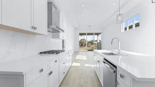 New construction Single-Family house 423 Se Via, Port St. Lucie, FL 34952 plan Caroline - image 7