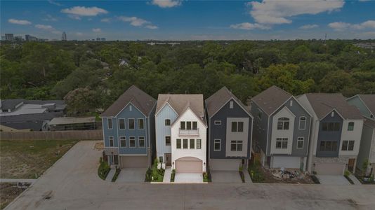 New construction Single-Family house 1705 Bologna Ln, Houston, TX 77055 null- photo 0