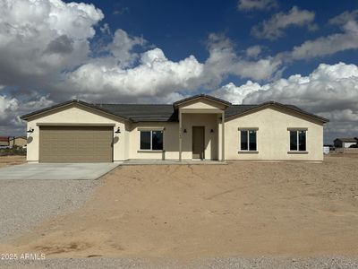 New construction Single-Family house 37164 W Encinas Ln, Tonopah, AZ 85354 - image