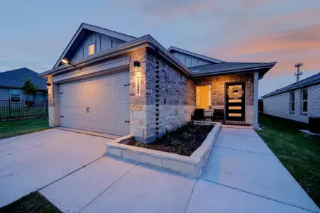 New construction Single-Family house 1521 Flannagan Pond Rd, Forney, TX 75126 plan Pinehollow - image