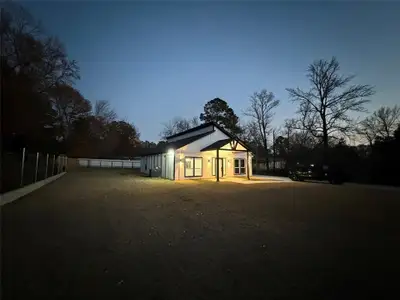 New construction Single-Family house 10184 Las Vegas Dr, Tyler, TX 75704 - image