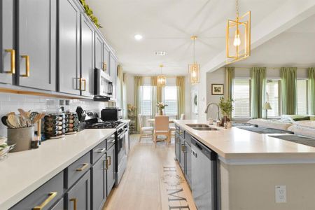 New construction Single-Family house 8422 Beacon Bay Cir, Baytown, TX 77523 null- photo 10 10