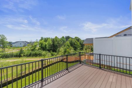 Sherron Road Townes by Greenwood Homes in Durham - image 8