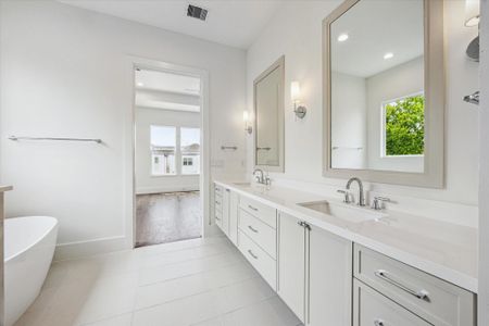 New construction Single-Family house 4229 Gibson St, Houston, TX 77007 - image 10