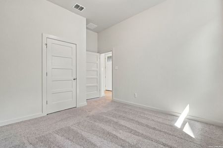 New construction Single-Family house 125 Travis Dr, Castroville, TX 78009 plan The Maverick - image 15