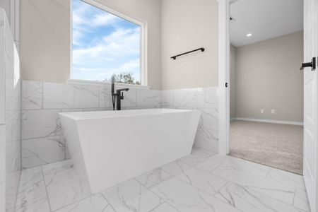 New construction Single-Family house 5925 Wheatley Ln, Houston, TX 77091 - image 11