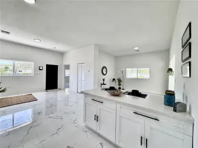 New construction Single-Family house 25 Nw 193Rd St, Miami Gardens, FL 33169 - image