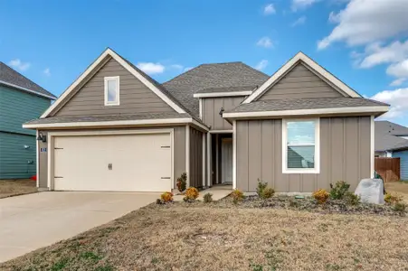 New construction Single-Family house 812 Primrose Ln, Pilot Point, TX 76258 - image