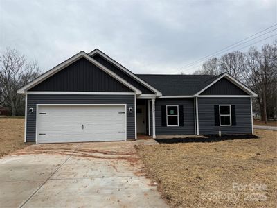 New construction Single-Family house 712 Mt Olive Church Rd, Newton, NC 28658 - image