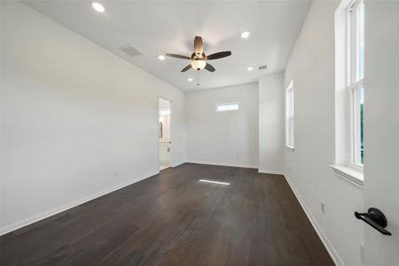 New construction Single-Family house 9902 Clark Rd, Unit G, Houston, TX 77076 null- photo 20 20