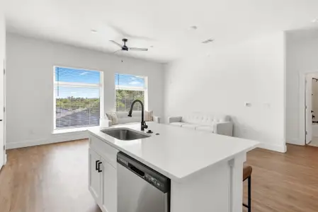 New construction Condo house 1811 Webberville Rd, Unit 1307, Austin, TX 78721 - image