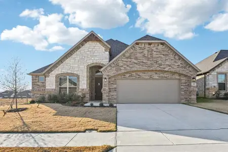 New construction Single-Family house 213 Navajo Trl, Alvarado, TX 76009 - image