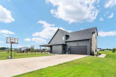 New construction Single-Family house 18404 County Rd 4001, Mabank, TX 75147 - image