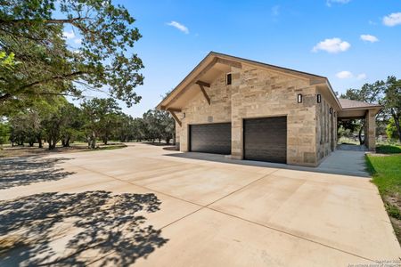 New construction Single-Family house 1424 Cattail Dr, Canyon Lake, TX 78133 - image