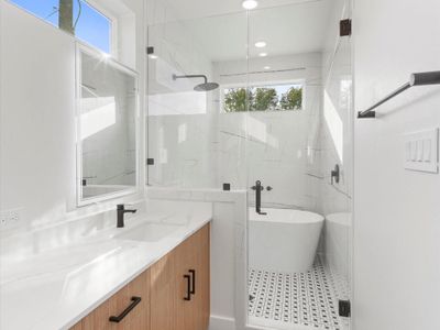 New construction Single-Family house Houston, TX 77091 - image 9