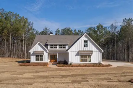 New construction Single-Family house 304 Woodfin Wy, Social Circle, GA 30025 - image