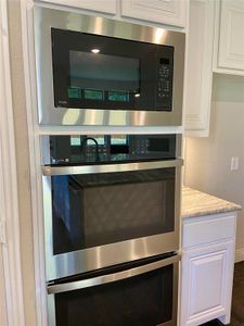 New construction Single-Family house 410 Aldred St, Greenville, TX 75401 - image 13