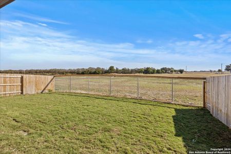 New construction Single-Family house 1009 Willowbrook Ave, New Braunfels, TX 78130 Connor- photo 15 15