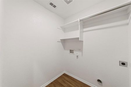 New construction Single-Family house 425 Tobin Dr, Seagoville, TX 75159 - image 12