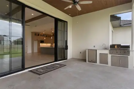 New construction Single-Family house 121 La Ventana Dr, Liberty Hill, TX 78642 plan Riviera - image 4