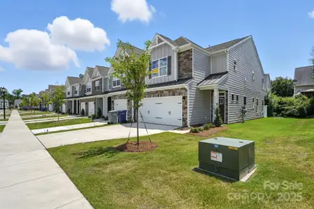 New construction Townhouse house 4131 Black Ct, Unit 170, Harrisburg, NC 28075 plan Southampton - image