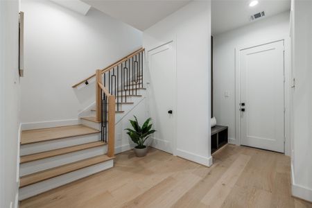 New construction Single-Family house 323 Malone St, Houston, TX 77007 - image 19