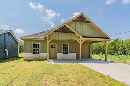 New construction Single-Family house 412 Matthew St, Hillsboro, TX 76645 - image