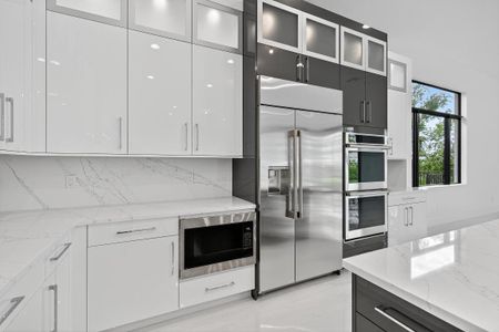 New construction Single-Family house 9144 Coral Isles Cir, Palm Beach Gardens, FL 33412 - image 12