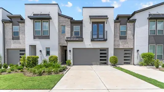 New construction Townhouse house 16627 Lake Austin St, Cypress, TX 77433 - image