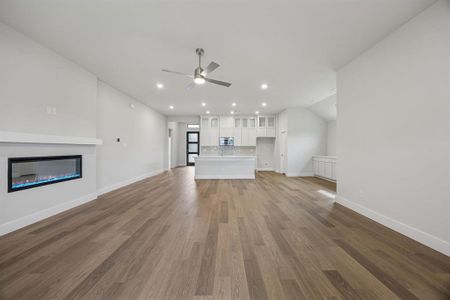 New construction Single-Family house 105 William Ln, Godley, TX 76044 - image 17