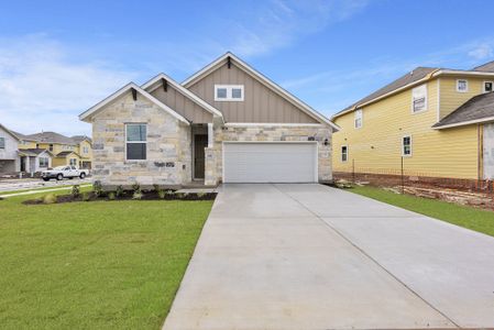 New construction Single-Family house 325 Denali Way, Dripping Springs, TX 78620 - photo 0