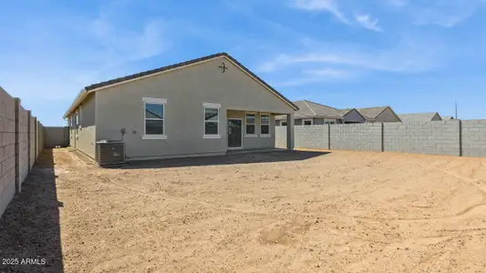 New construction Single-Family house 1525 E Mason Dr, Casa Grande, AZ 85122 plan Kingston - image