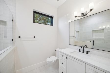 New construction Single-Family house 3855 Gramercy St, Houston, TX 77025 - image 17