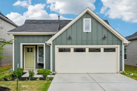 New construction Single-Family house 519 Sandringham Lp, Kyle, TX 78640 - image